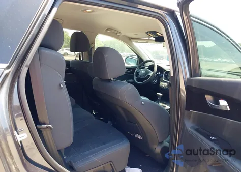 2019 Kia Sorento 2.4L Lx from USA, damaged, VIN 5XYPG4A33KG459921